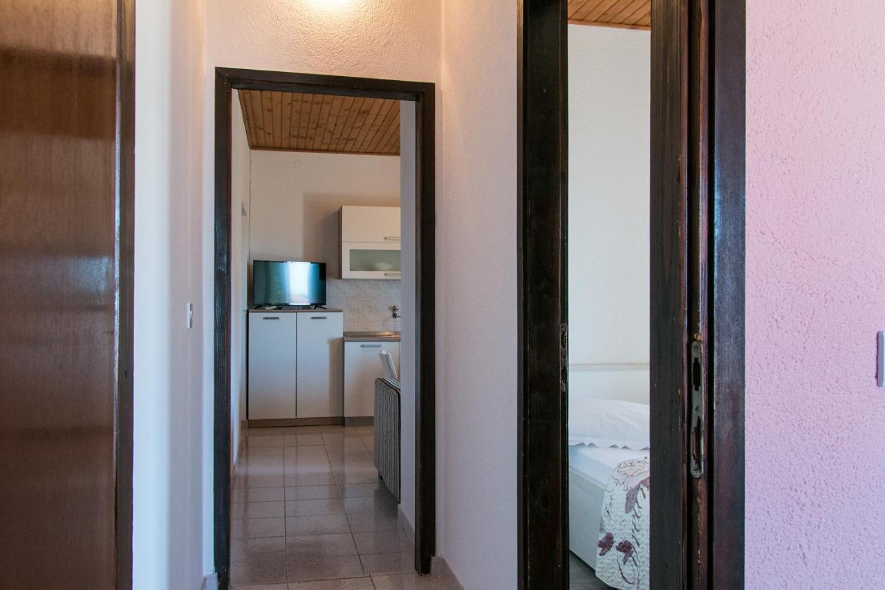 Apartments By The Sea Zivogosce - Blato, Makarska - 1057 Blato  Esterno foto
