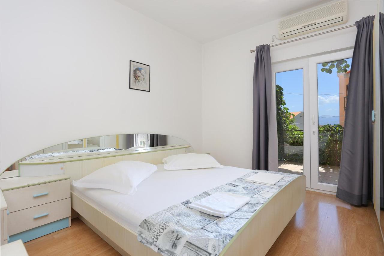 Apartments By The Sea Zivogosce - Blato, Makarska - 1057 Blato  Esterno foto