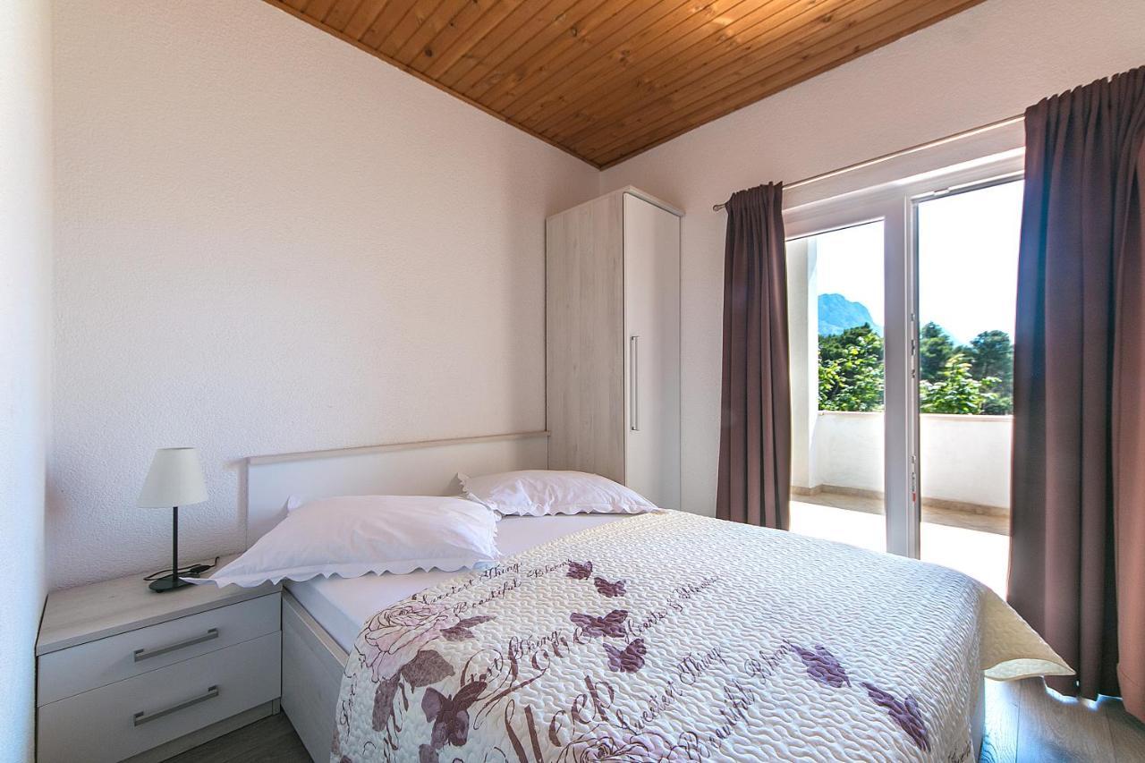 Apartments By The Sea Zivogosce - Blato, Makarska - 1057 Blato  Esterno foto