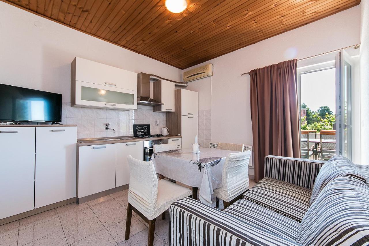 Apartments By The Sea Zivogosce - Blato, Makarska - 1057 Esterno foto