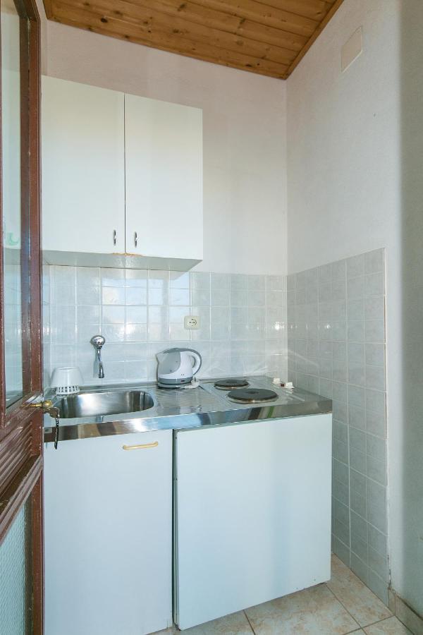 Apartments By The Sea Zivogosce - Blato, Makarska - 1057 Blato  Esterno foto